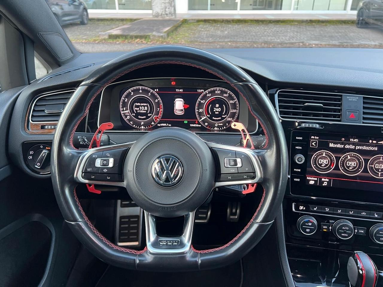 Volkswagen Golf GTI Performance 2.0 245 CV TSI DSG 5p.