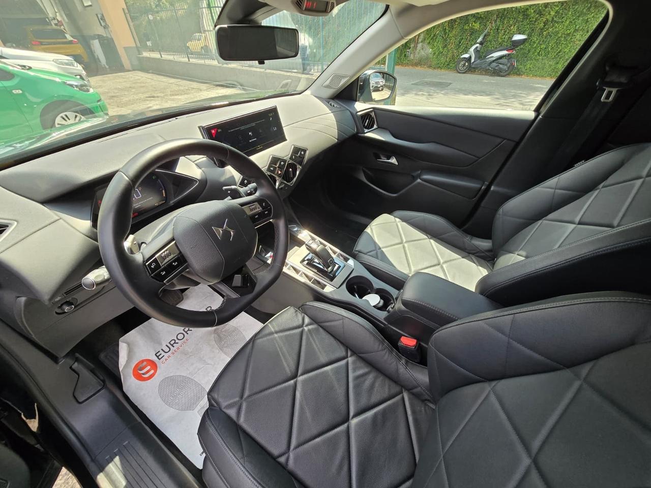 Ds DS3 3 Crossback BlueHDi 130 aut. Performance Line