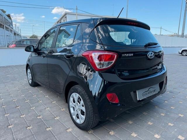 Hyundai i10 1.0 MPI Sound Edition 2017