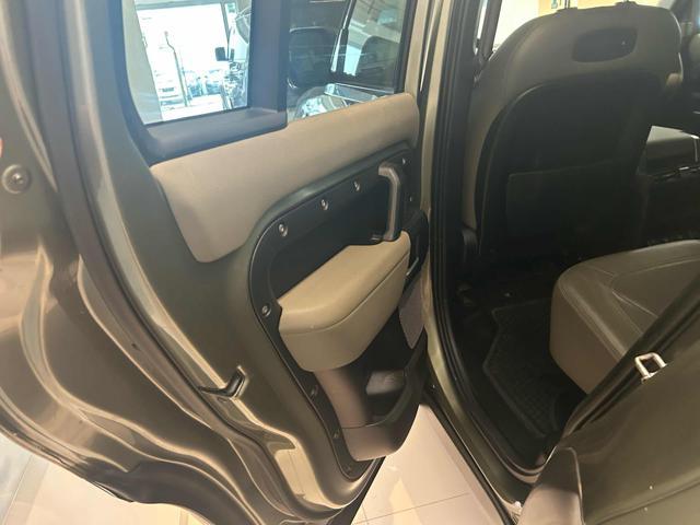 LAND ROVER Defender 110 3.0D I6 200 CV AWD Auto S