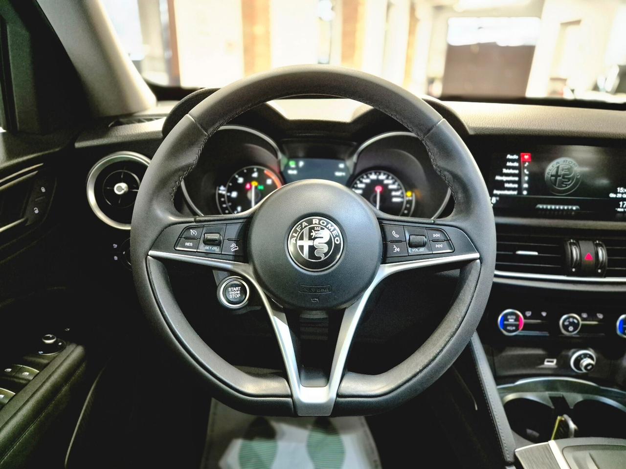 Alfa Romeo Stelvio 2.2 Turbodiesel 210 CV AT8 Q4 Super