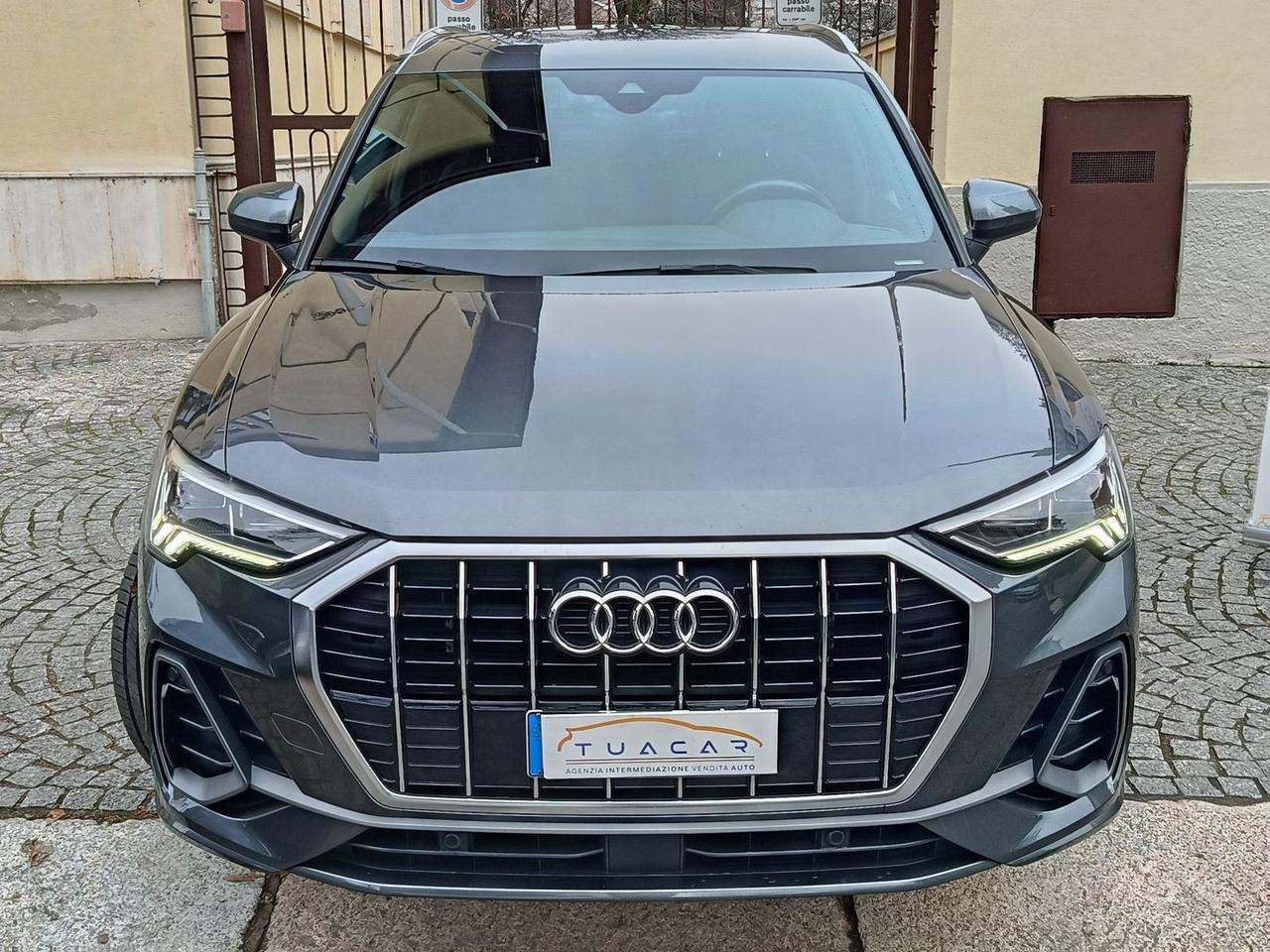 Audi Q3 S Line 2.0 35 TDI #8385