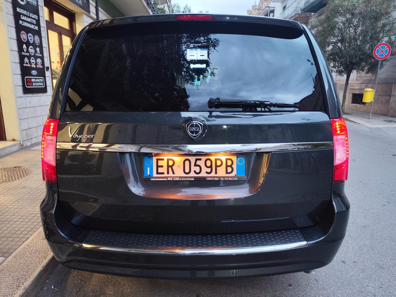 Lancia Voyager 2.8 CRDI 163CV 7 POSTI PERFETTA