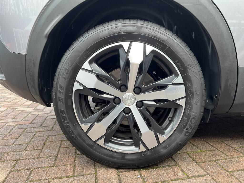 Peugeot 3008 1.5 BlueHDi Allure Pack EAT