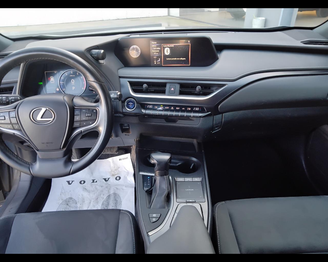 LEXUS UX 2019 - UX 250h 2.0 Executive 2wd cvt my20