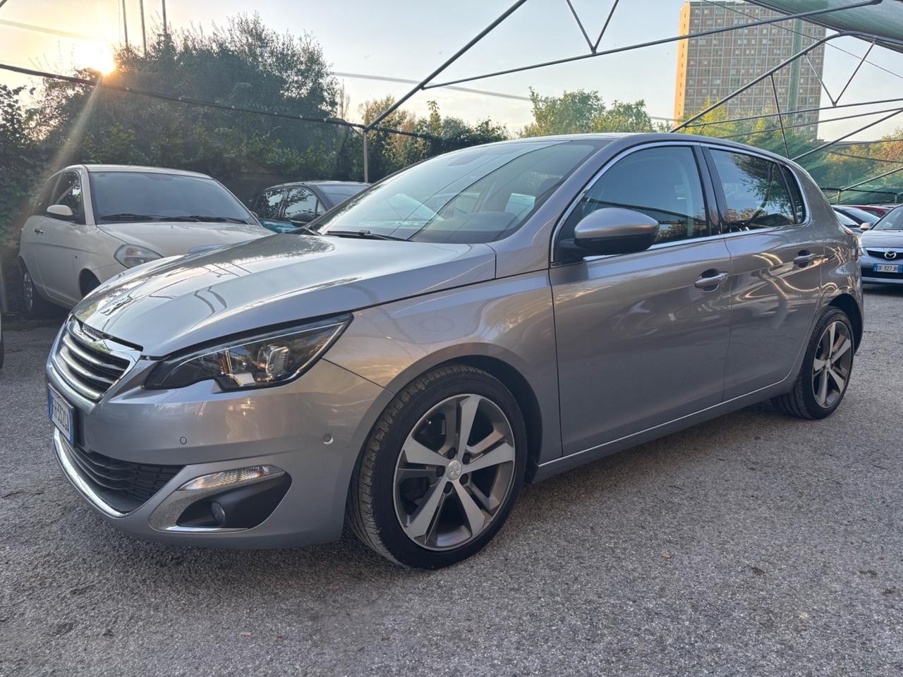 Peugeot 308 1.6 HDi 115 CV 5 porte Allure