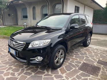 Toyota RAV 4 RAV4 Crossover 2.2 D-4D 150 CV Lounge 2WD
