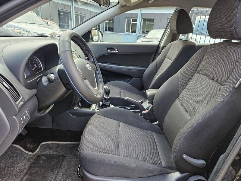 Hyundai i30 i30 5p 1.4 Comfort GPL
