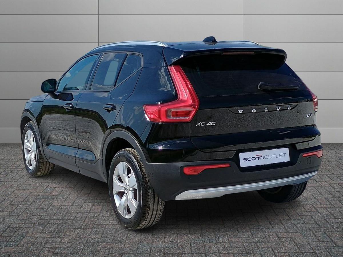 VOLVO XC40 - XC40 2.0 d3 Momentum geartronic my20