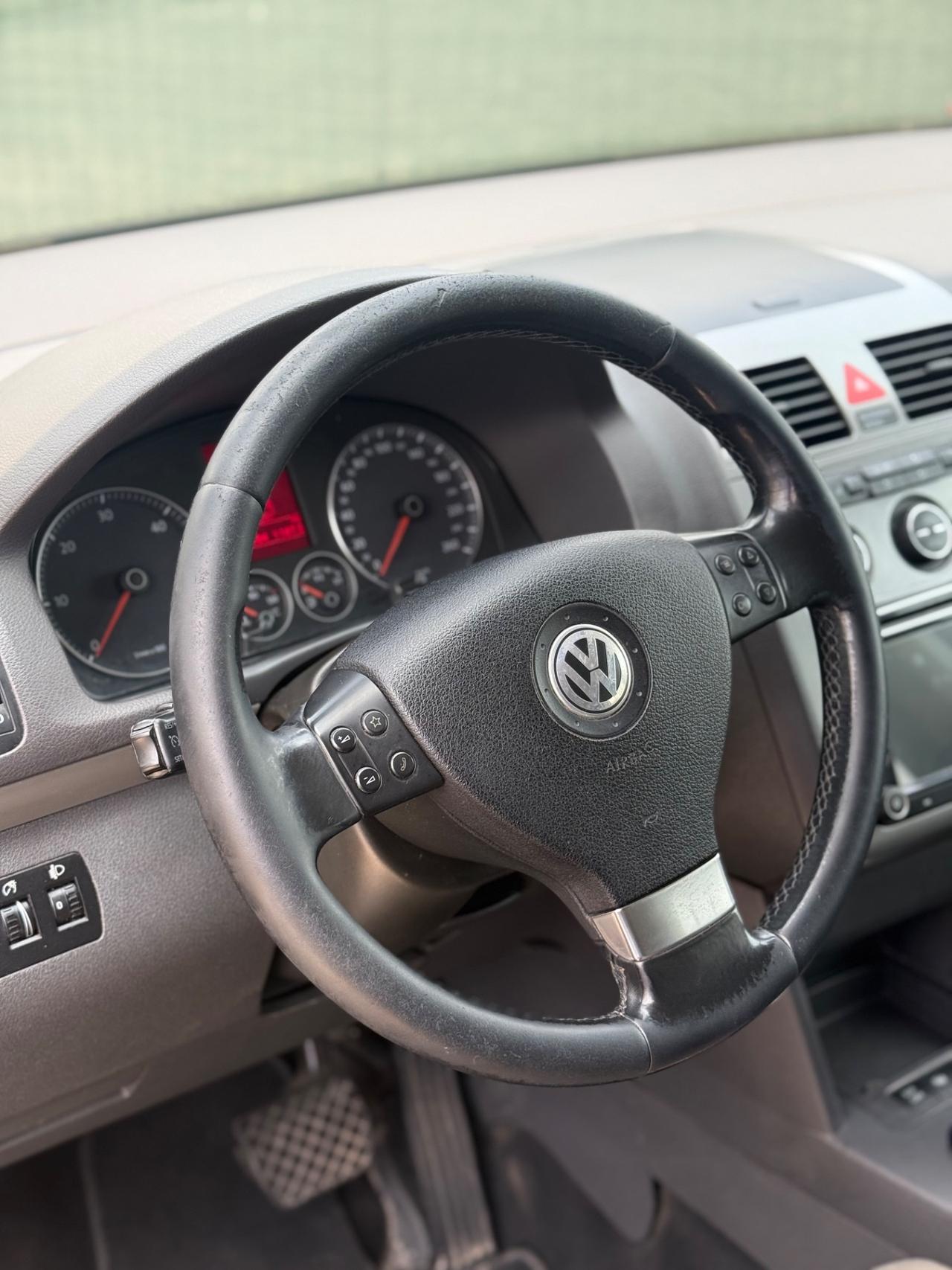 Volkswagen Touran 2.0 TDI DPF Highline