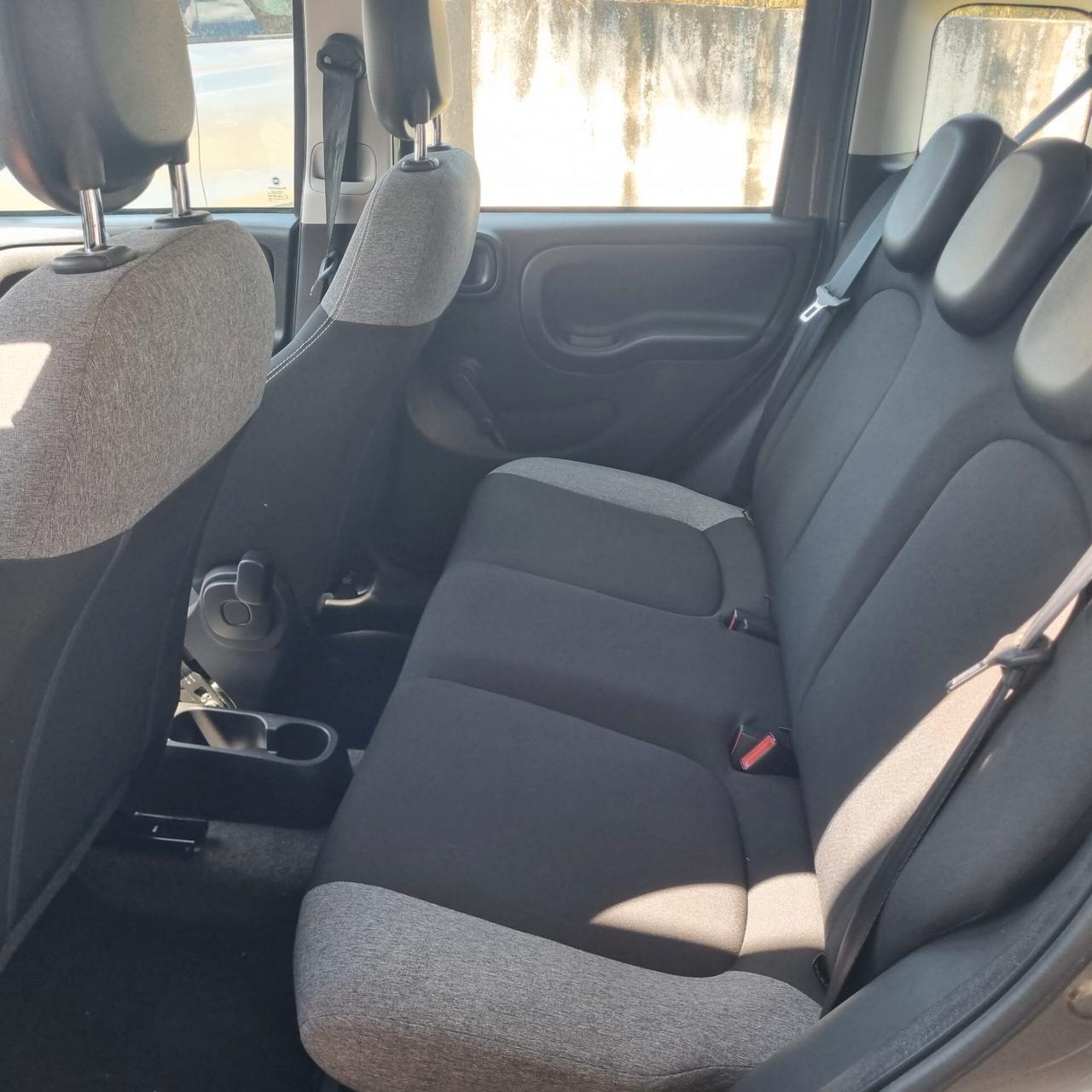 Fiat Panda 1.0 FireFly S&S Hybrid Red