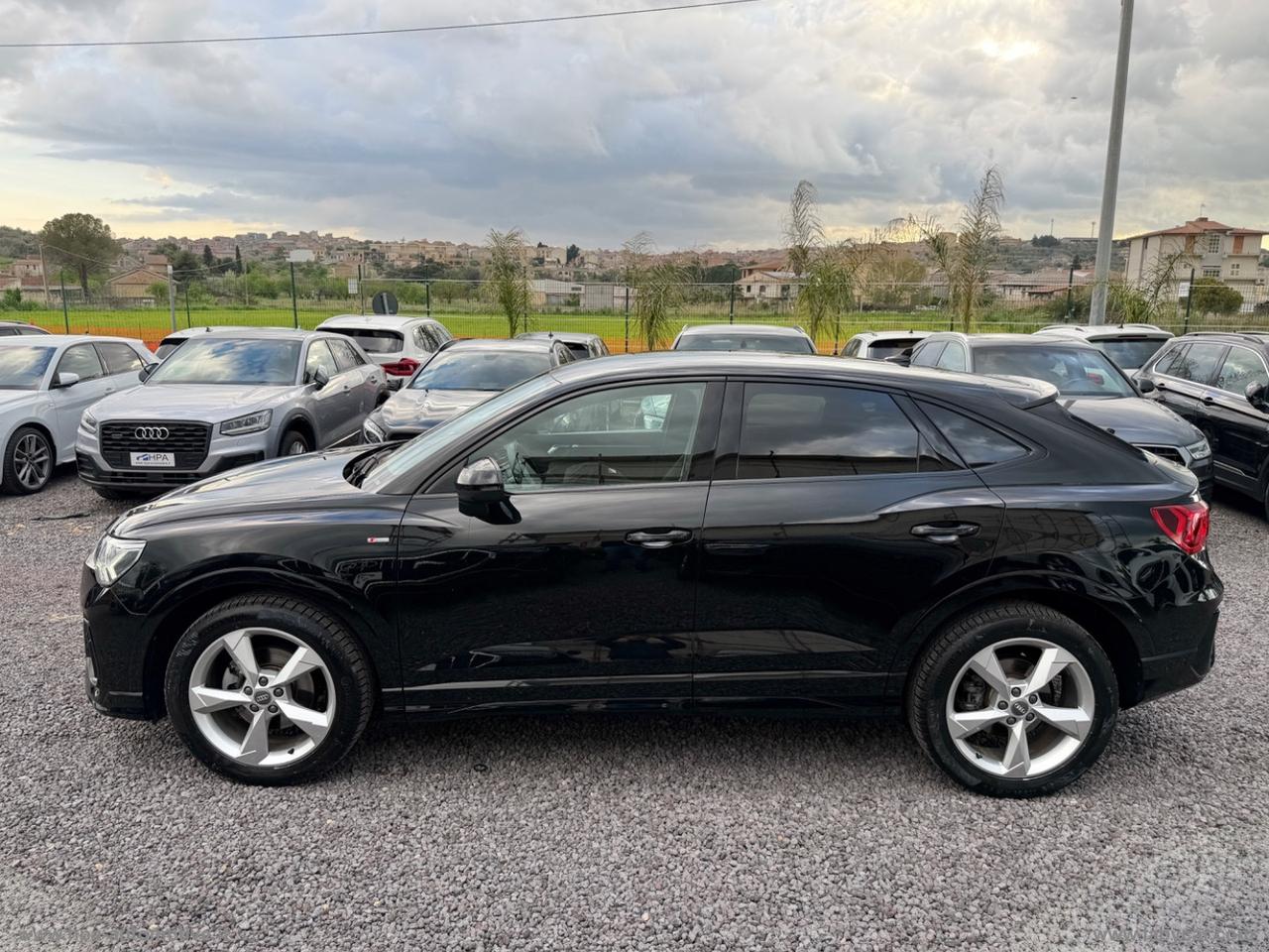 AUDI Q3 SPORTBACK 2.0TDI S-line NAVI FULL LED RETROCAMERA 360