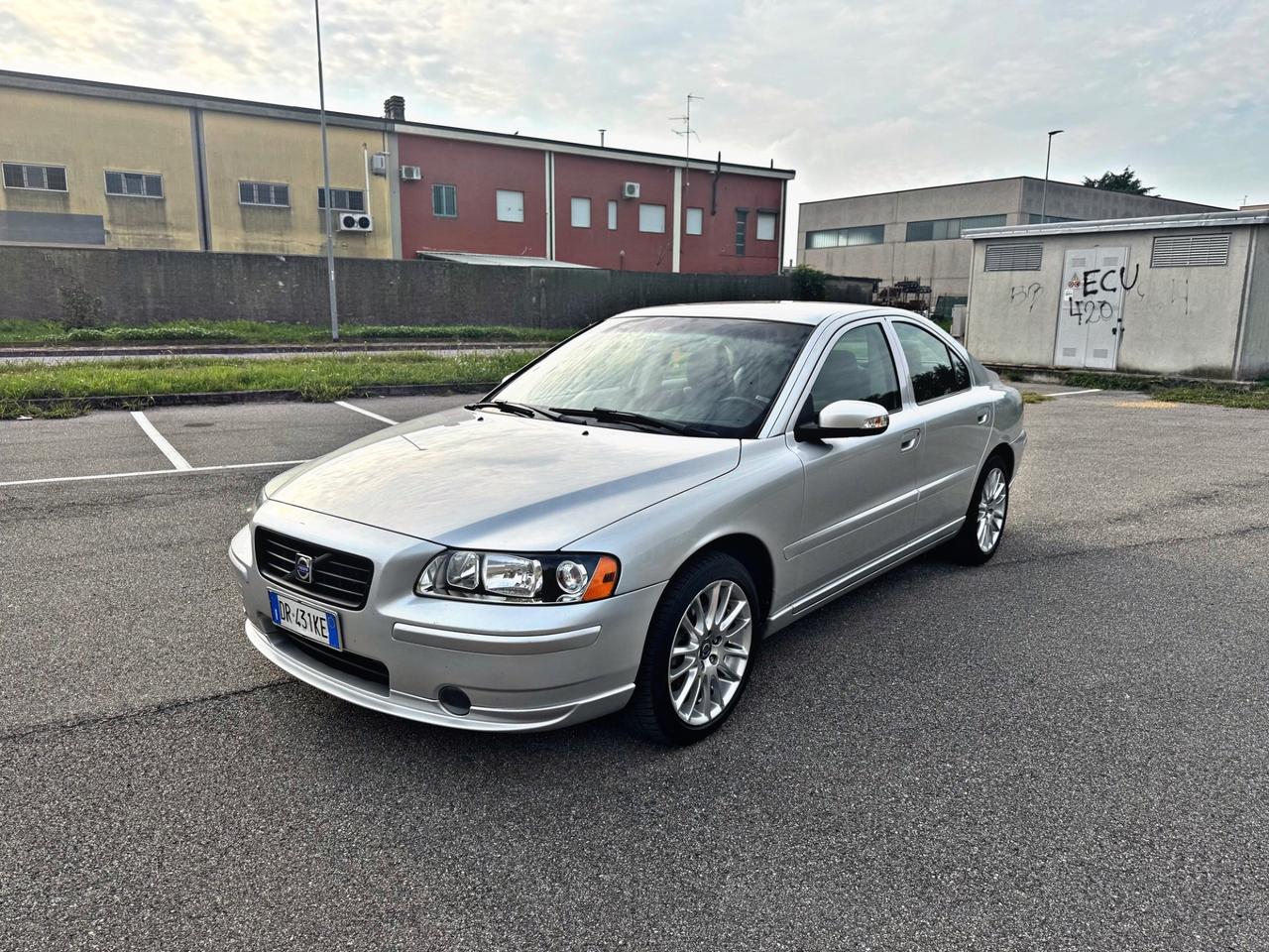 Volvo S60 2.4 D5 Style 163cv