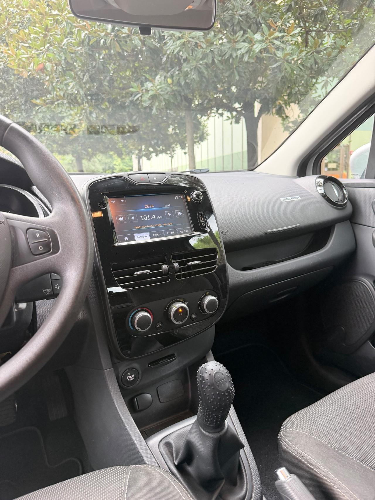 Renault Clio 1.5 dCi 8V 75CV 5 porte Costume National