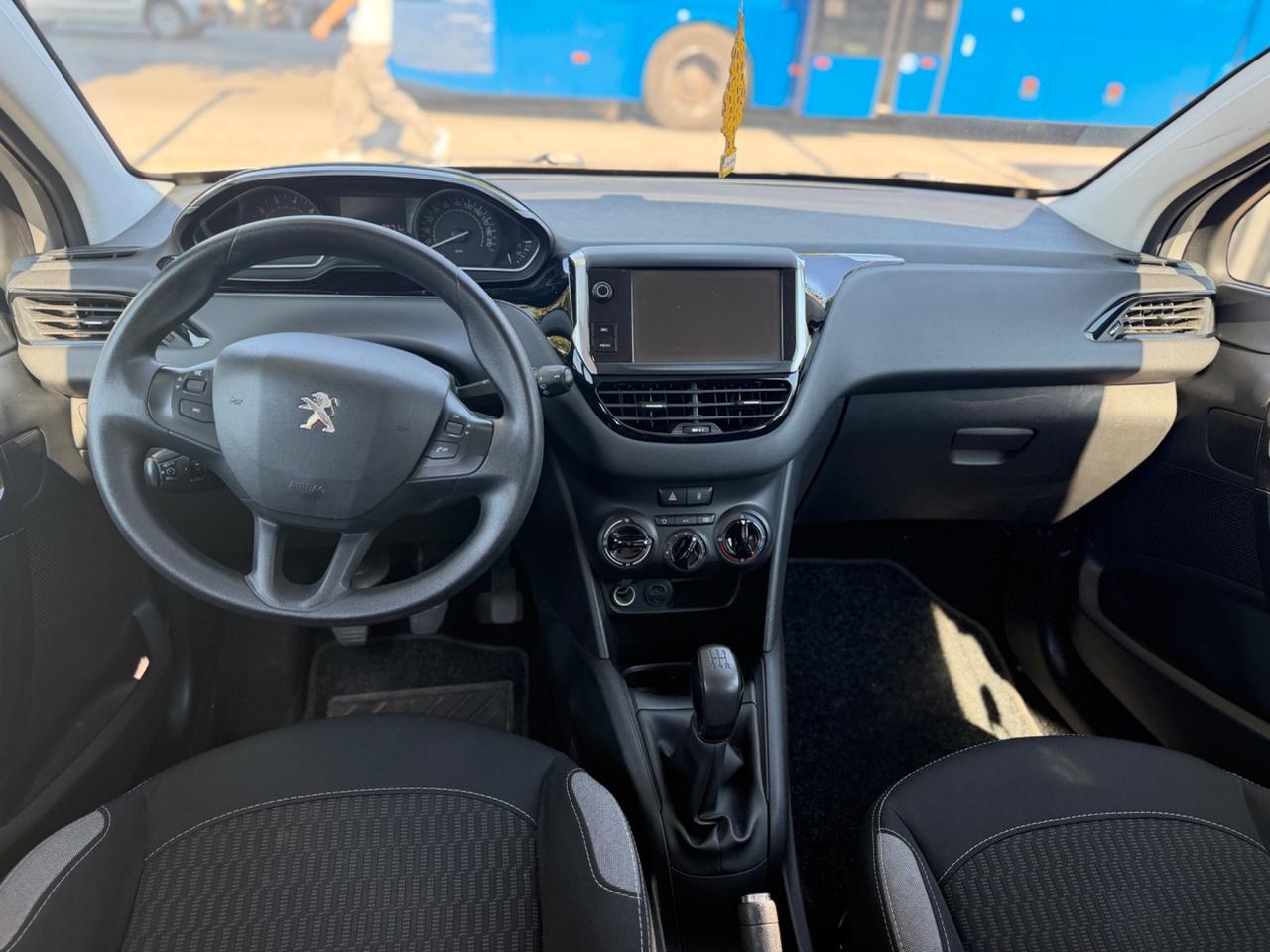 Peugeot 208 1.2 benzina