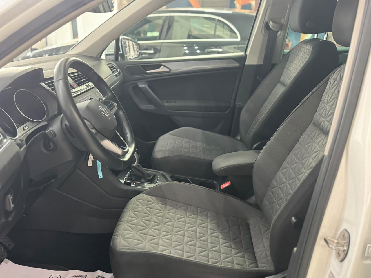 Volkswagen Tiguan 2.0 TDI 150 CV SCR DSG Elegance IVA ESPOSTA
