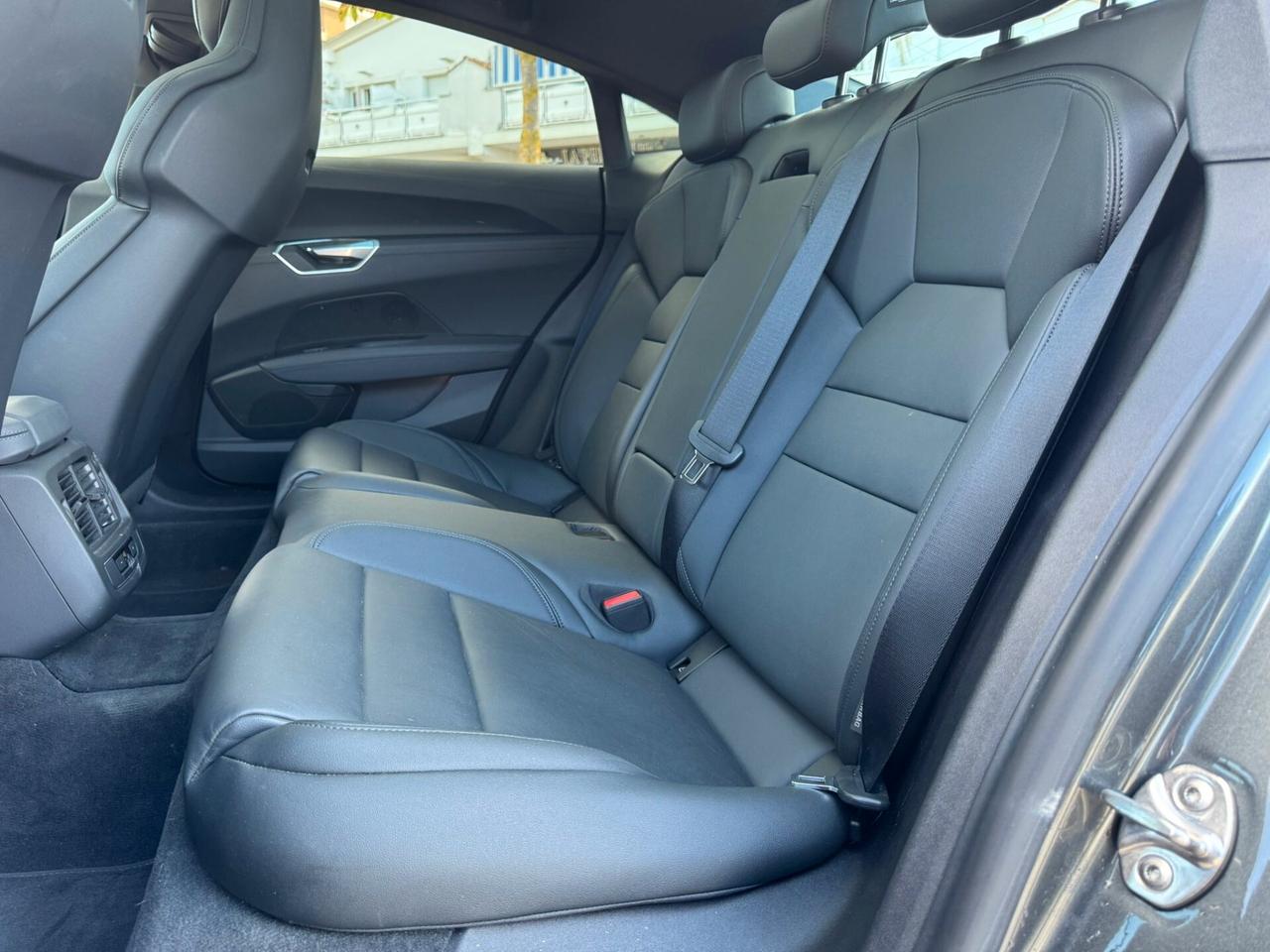 Audi E-tron GT quattro