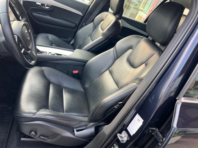 VOLVO XC90 D5 AWD Geartronic 7 posti Momentum