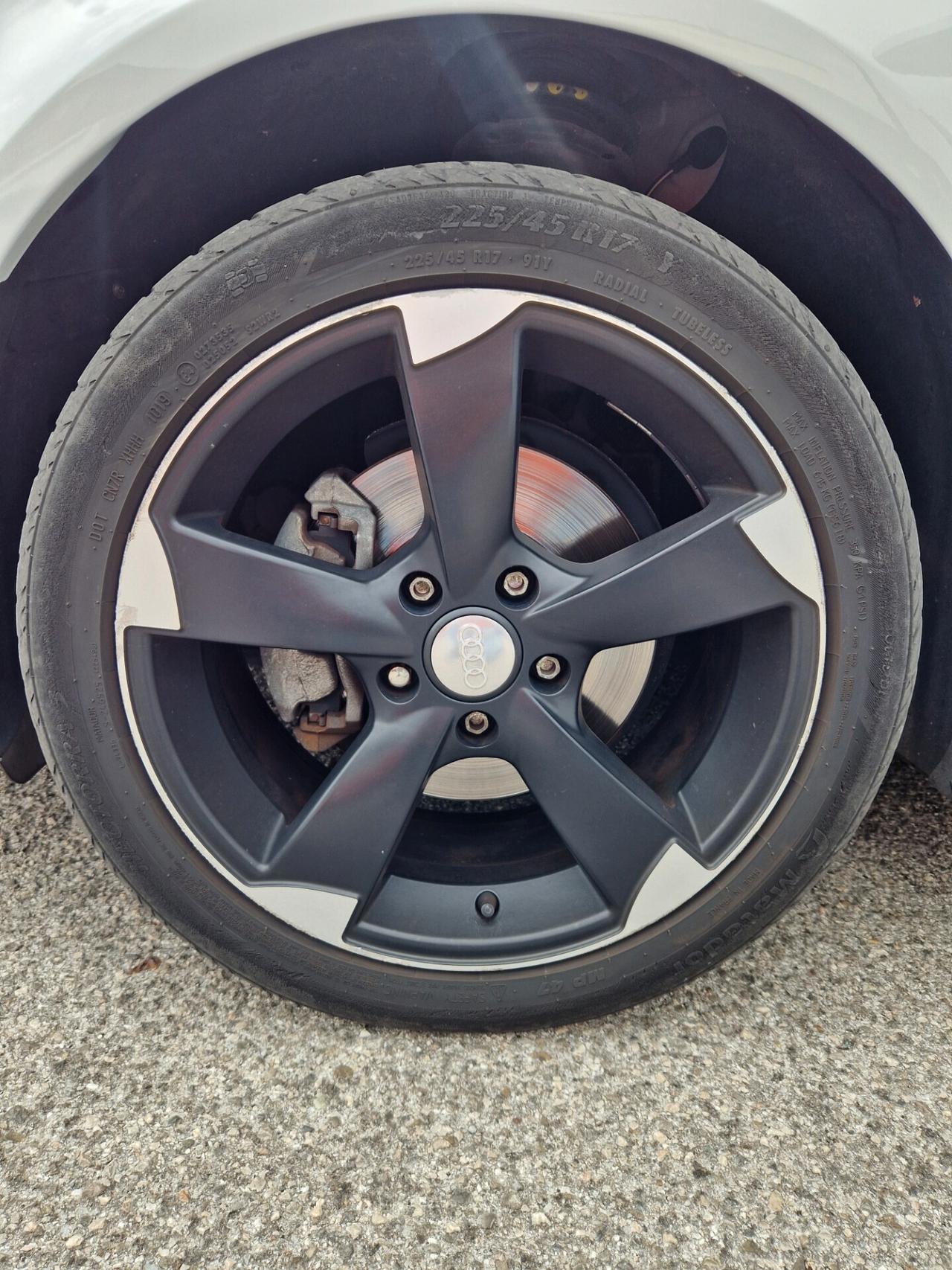 Audi A3 SPB 1.6 TDI 105CV