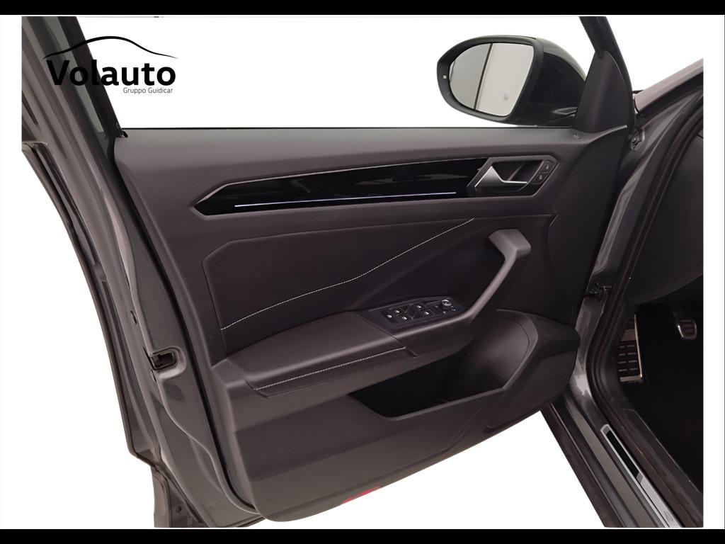 VOLKSWAGEN T-Roc 2022 - T-Roc 2.0 tdi R-Line 115cv