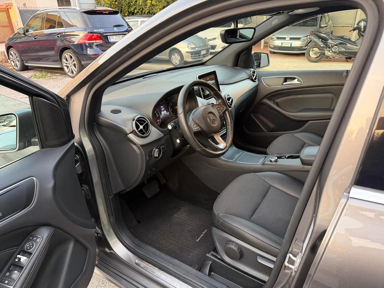 Mercedes-benz B 180 d Automatic Sport