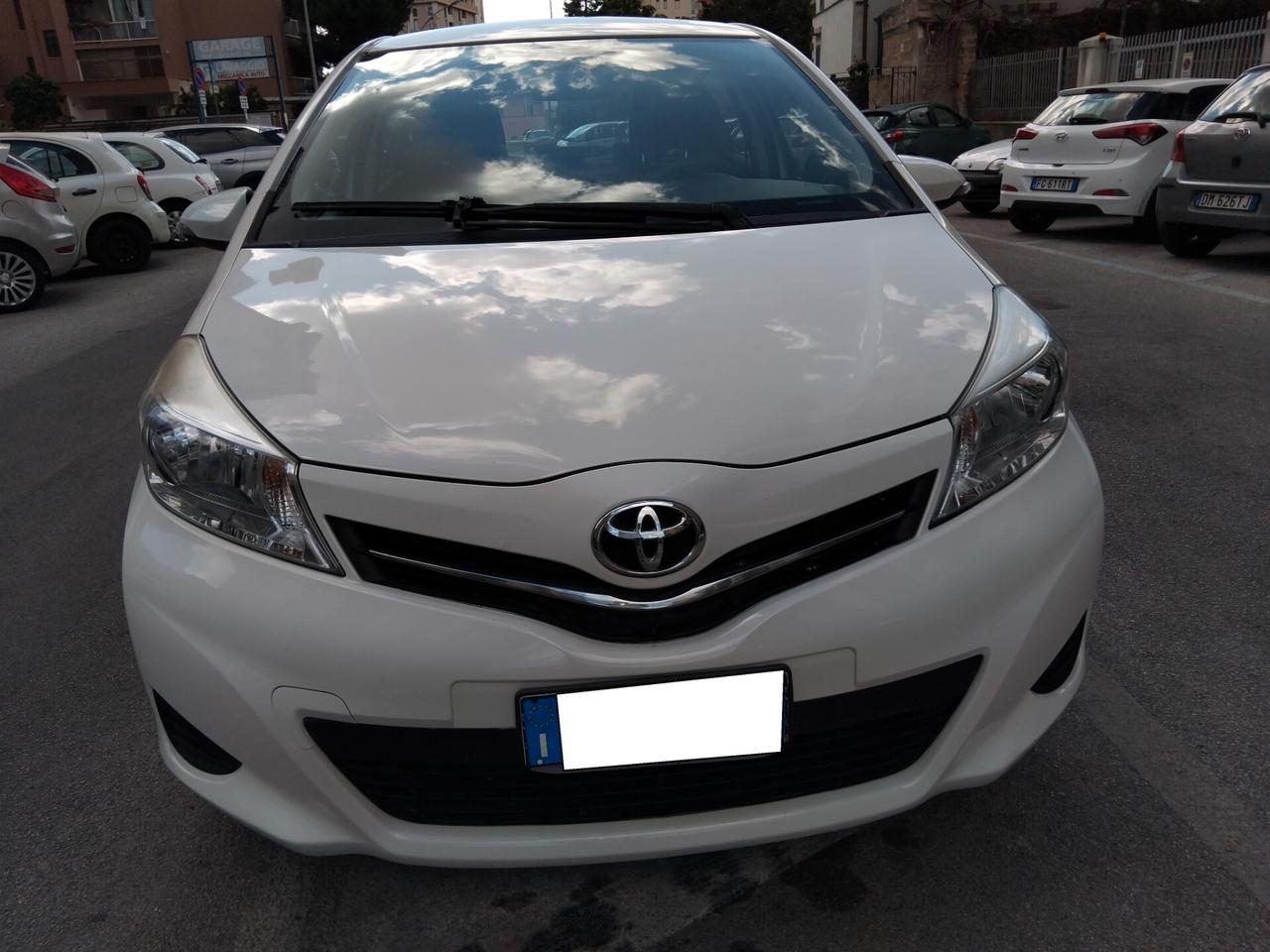 TOYOTA YARIS 1.0 KW51 GARANZIA 12 MESI NEOPATENTATI