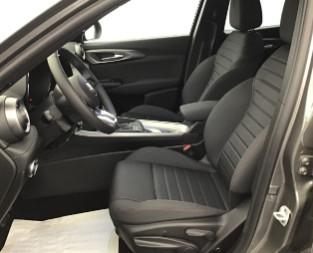 Alfa Romeo Tonale 1.3 phev Sprint Q4 190cv at6