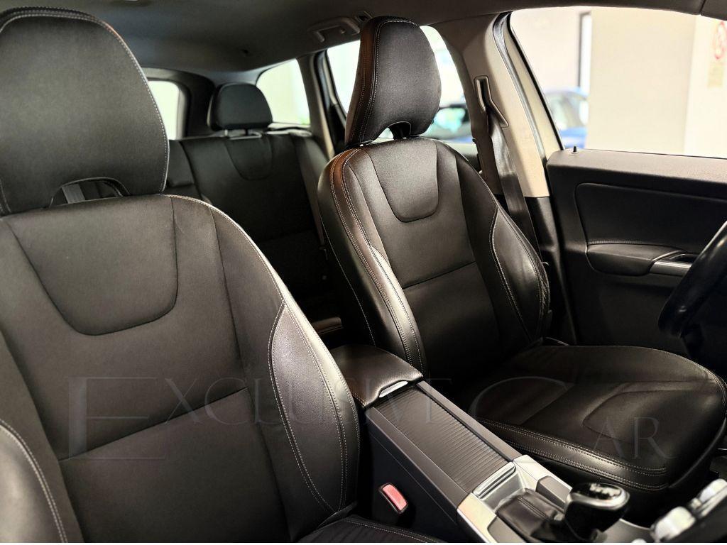 Volvo XC60 2.4 D4 181 CV AWD Momentum