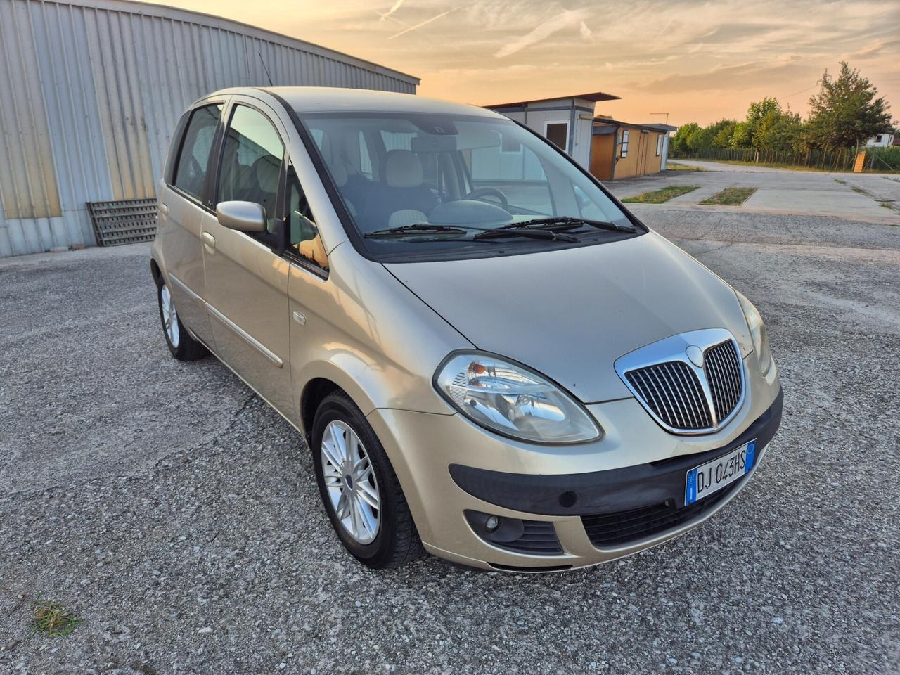Lancia MUSA 1.3 Multijet 16V 90 CV Platino Plus