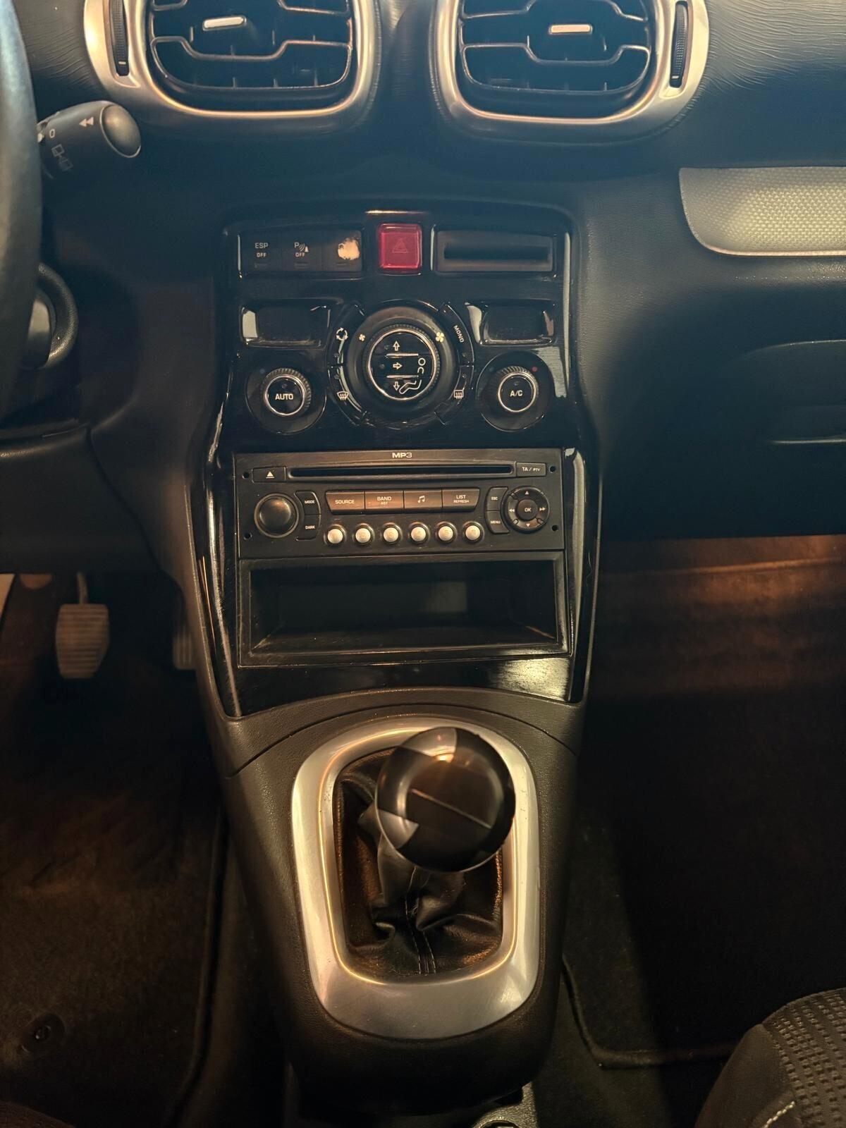 CITROEN C3 PICASSO benz. 1.4 CV 95 Km 126.895 certificati PER NEOPATENTATI Garanzia 12 mesi