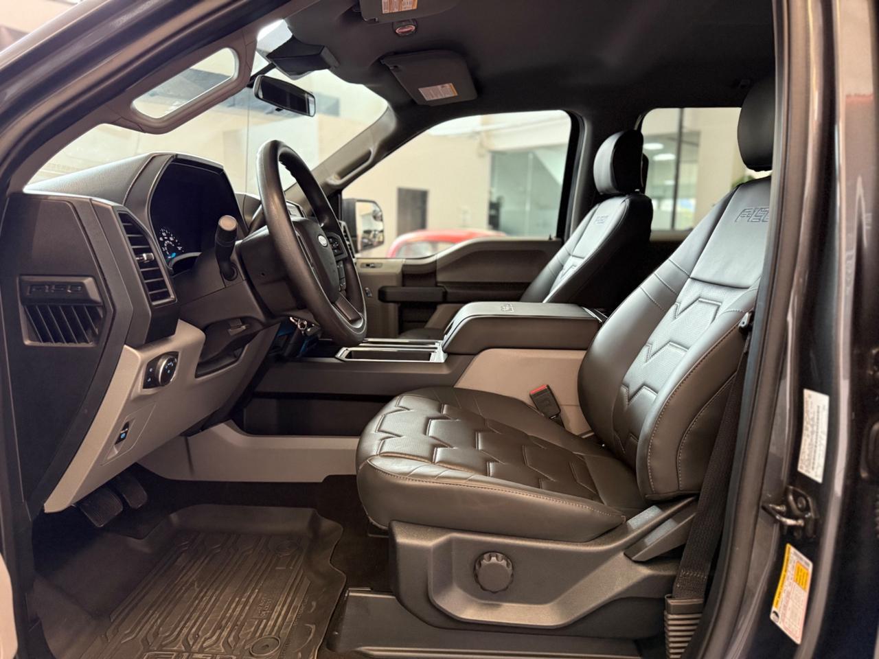 Ford F-150 Raptor STX 3.5 L V6 EcoBoost