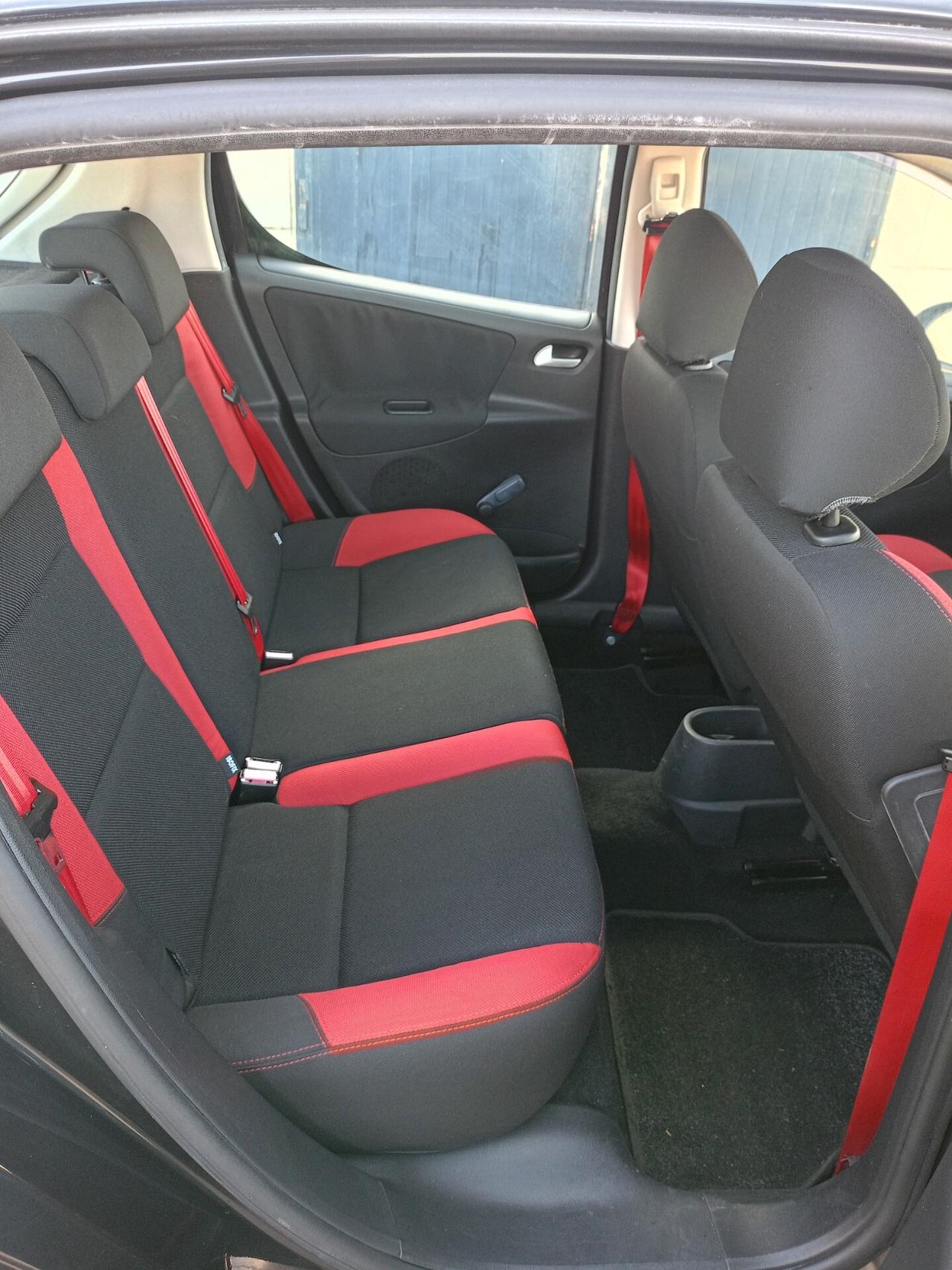 PEUGEOT 207 1600 DIESEL 130000KM UNICO PROPRIETARIO