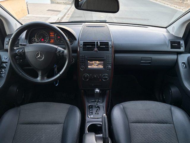 MERCEDES-BENZ A 180 CDI Aut. Elegance