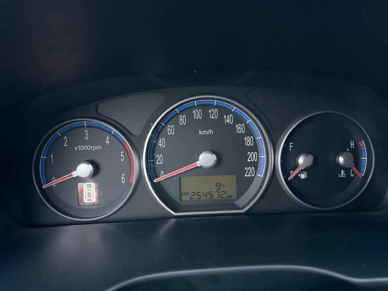 Hyundai Santa Fe 2.2 CRDi VGT Dynamic 4x2 5 p.ti