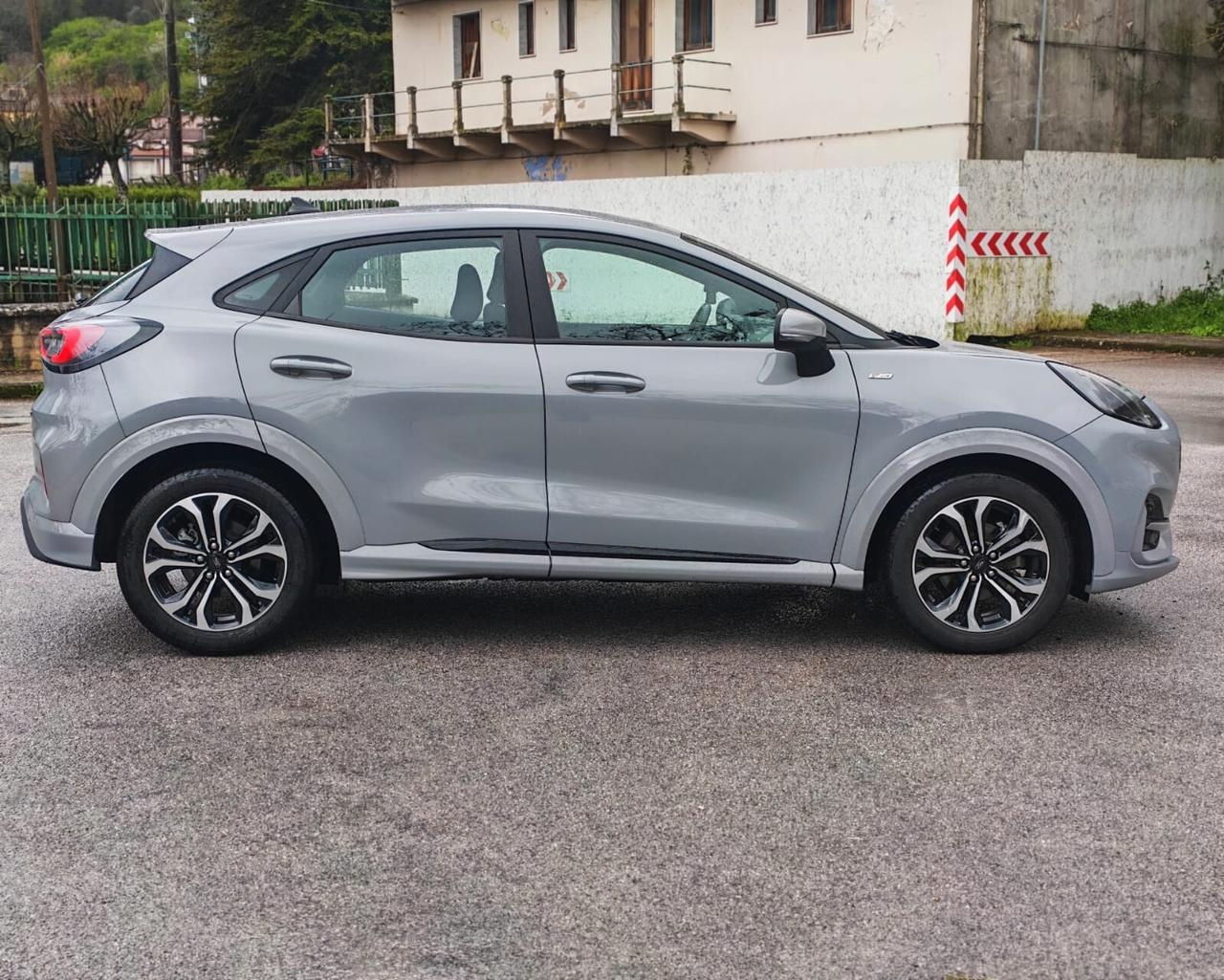 Ford Puma 1.0 EcoBoost Hybrid 125 CV S&S ST-Line