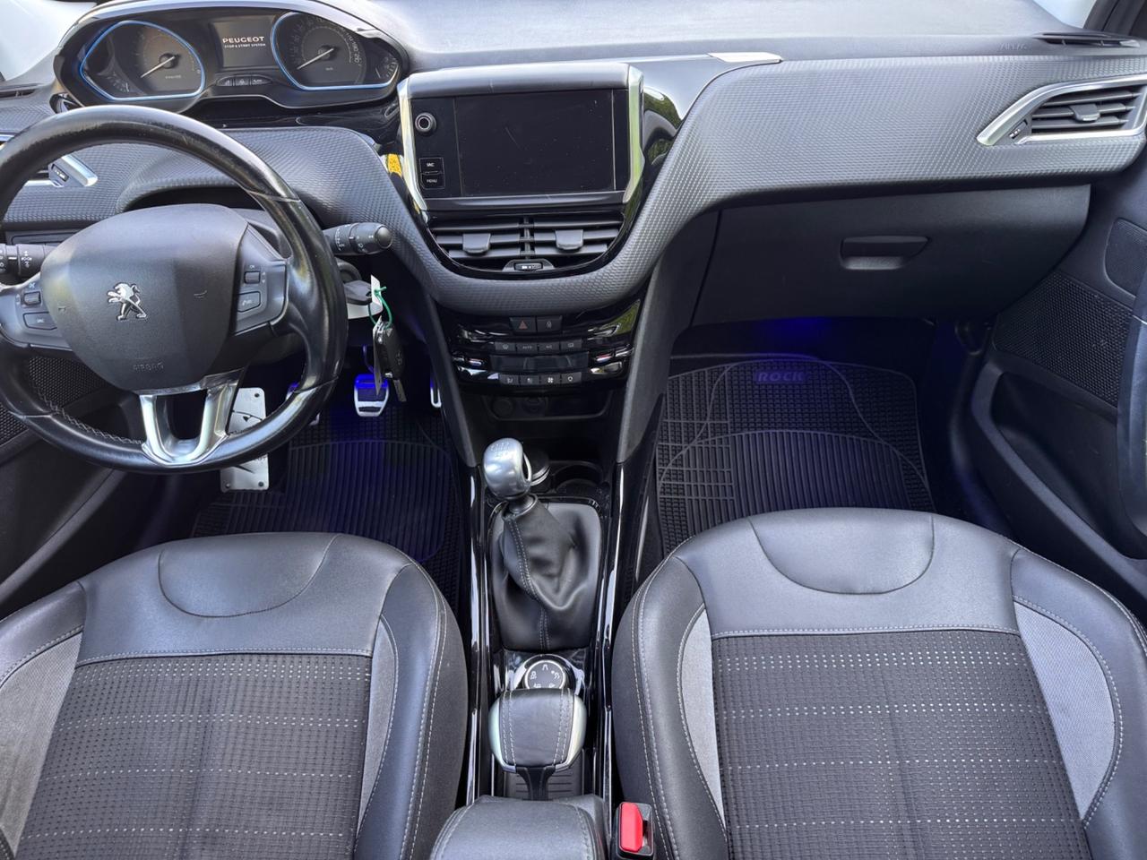 Peugeot 2008 1.6 d, euro 6b, anno 2018! Unico proprietario