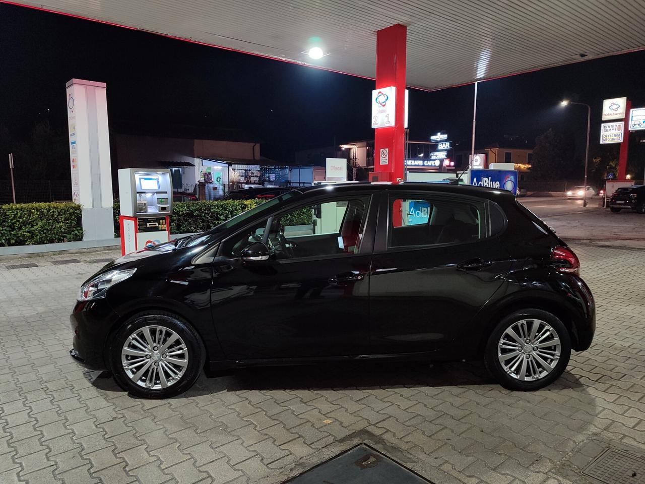 Peugeot 208 anno 2019 OK NEOP promo