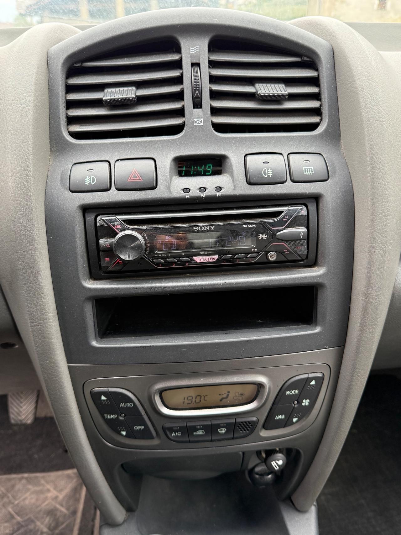 Hyundai Santa Fe 2.0 CRDi TD 4WD Dynamic