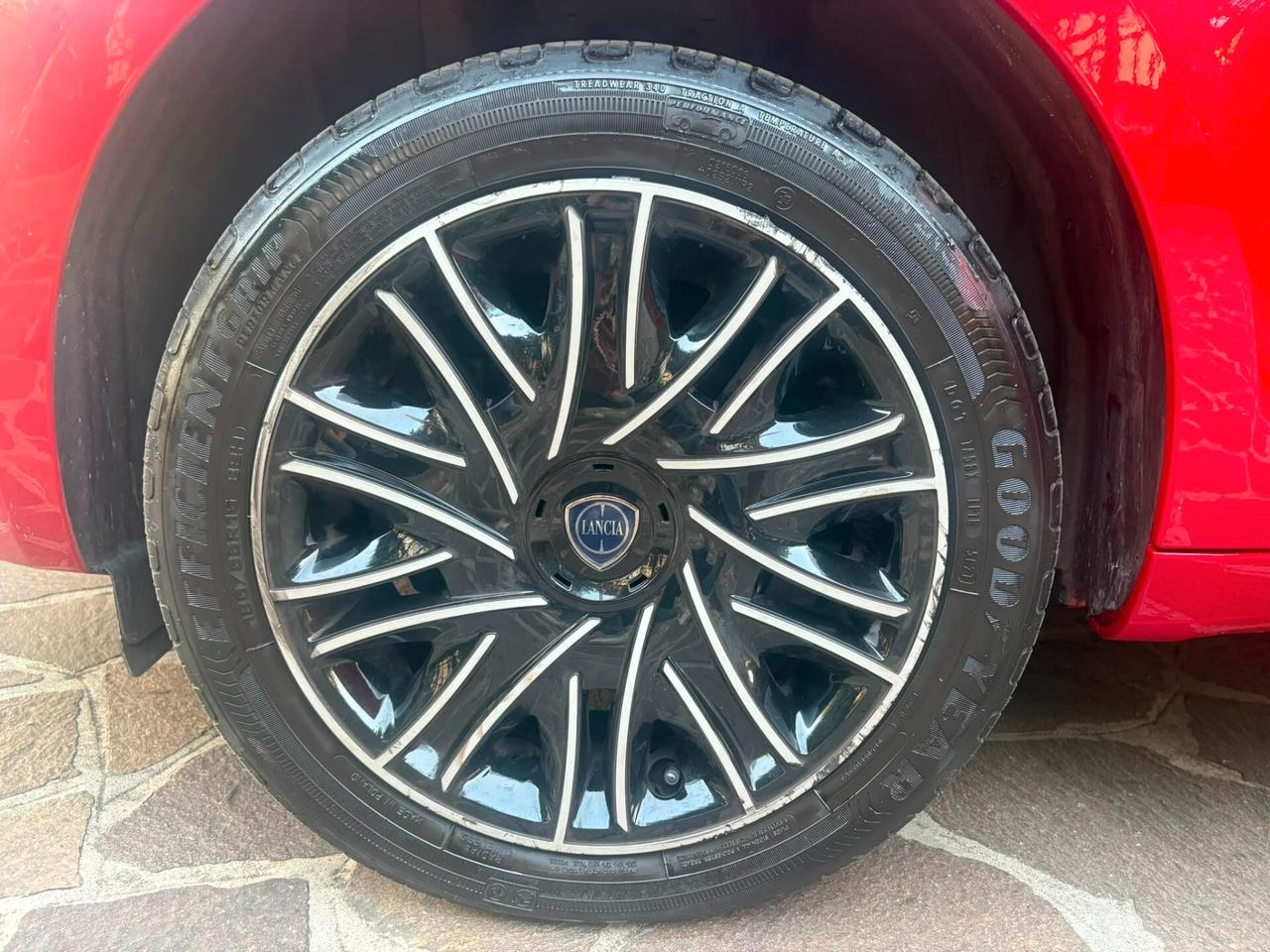 Lancia Ypsilon 1.2 69 CV 5 porte S&S Elefantino Blu