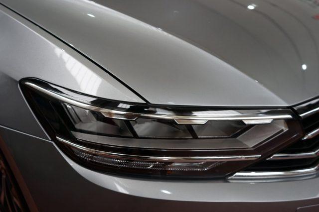 VOLKSWAGEN Passat Variant 2.0 TDI SCR EVO DSG Executive Certificata
