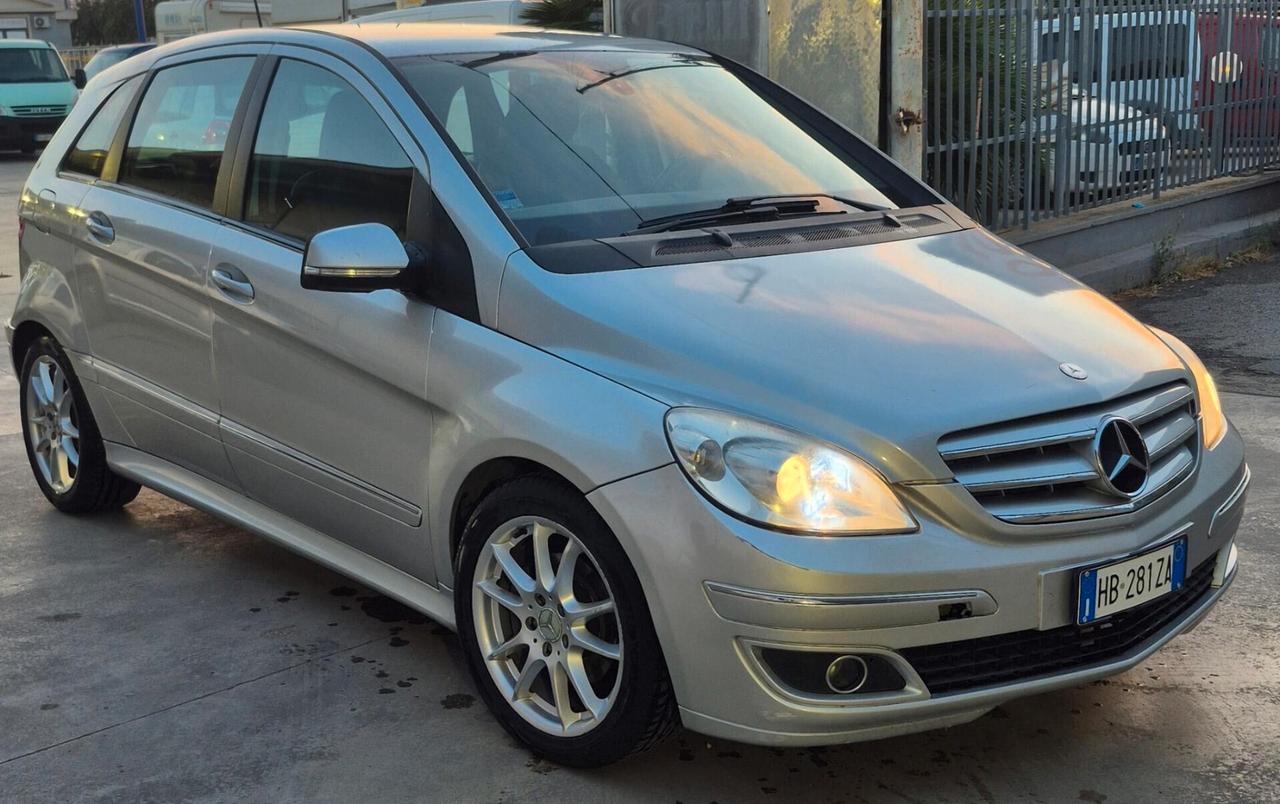 Mercedes-benz B 200 CDI Chrome