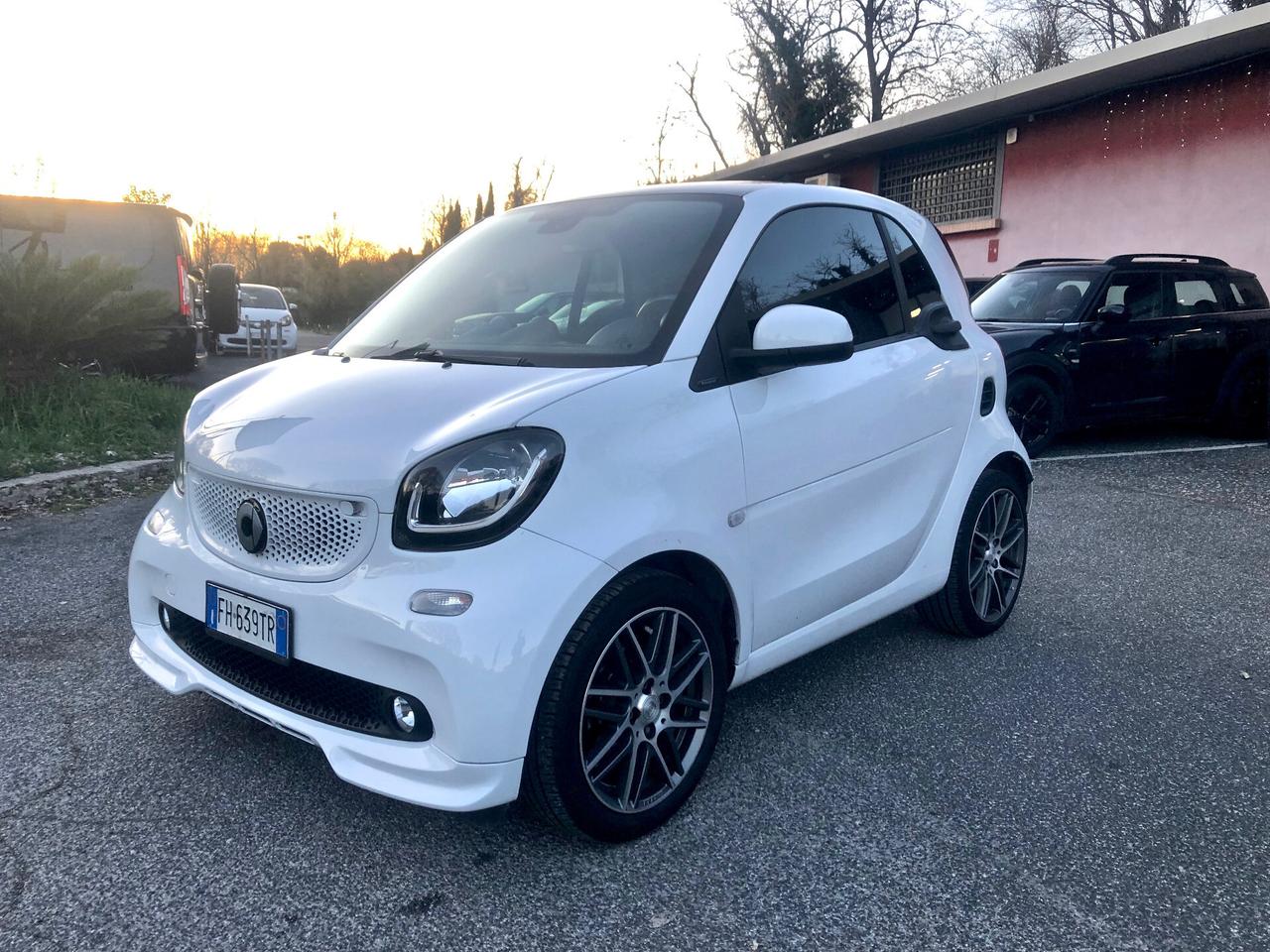 Smart ForTwo BRABUS 0.9 Turbo twinamic Xclusive White Edition Permute Garanzia Mercedes Permute e Rate