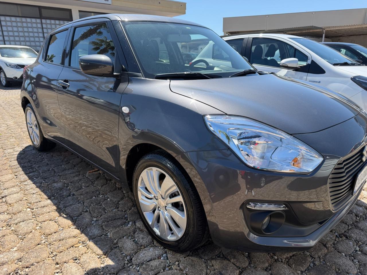 Suzuki Swift 1.2 Hybrid Cool