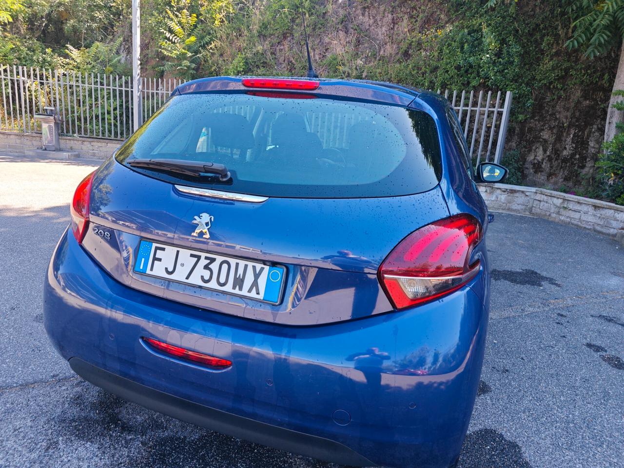 Peugeot 208 BlueHDi 75 5 porte Allure