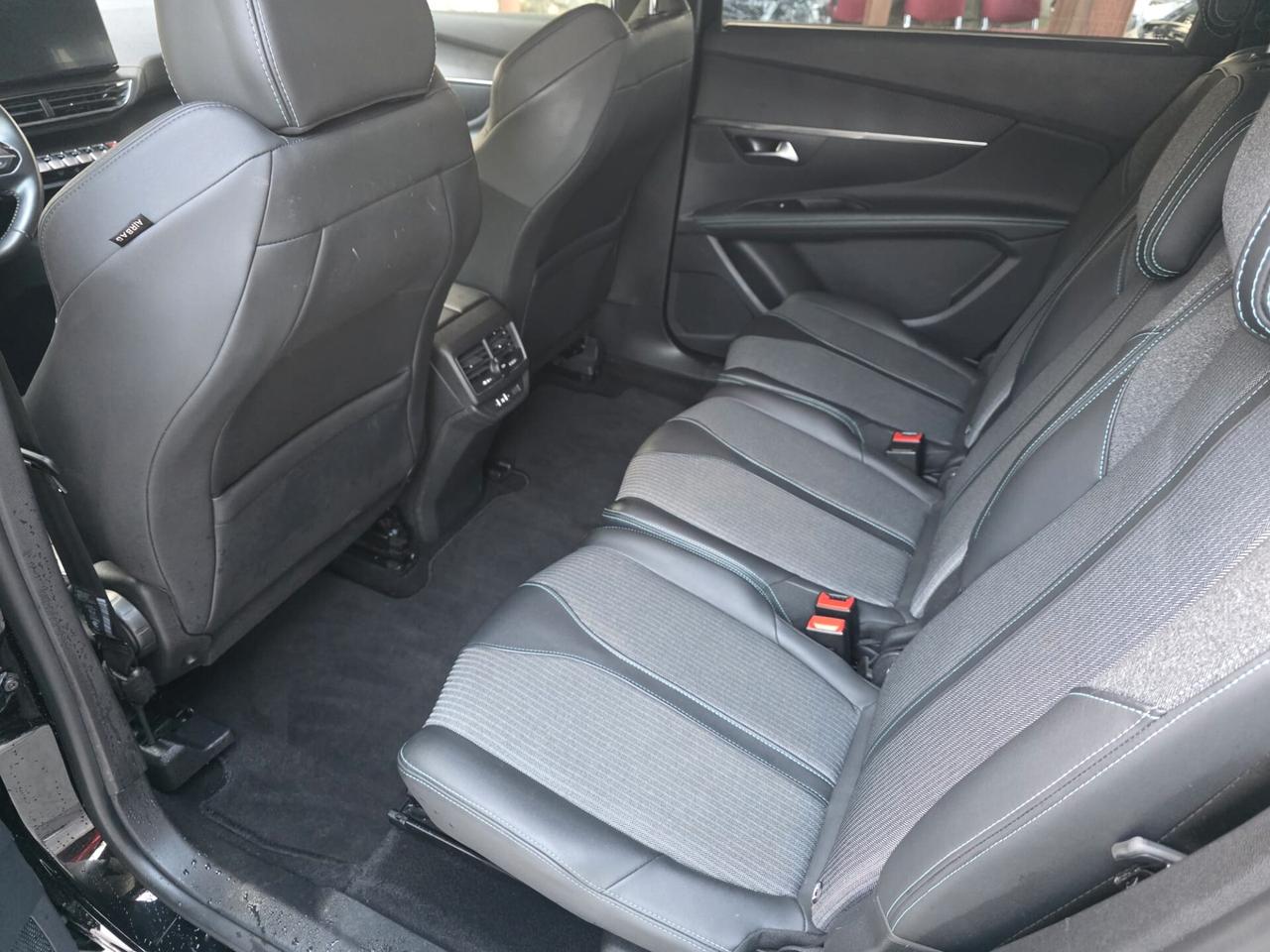 Peugeot 5008 BlueHDi 130 S&S EAT8 Allure Pack