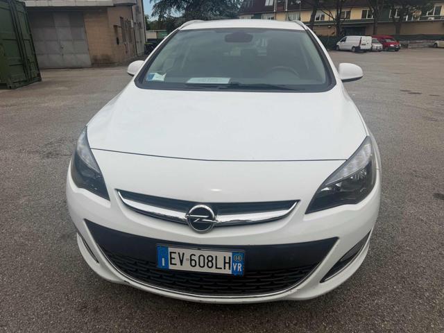 OPEL Astra 1.7 CDTI 110CV S&Tourer Cosmo senza lavoro da fare