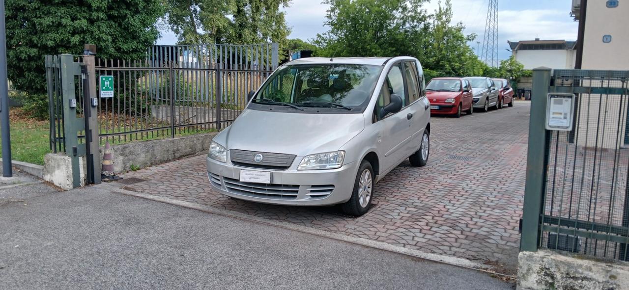 Fiat Multipla 1.6 6 posti metano neopatentati