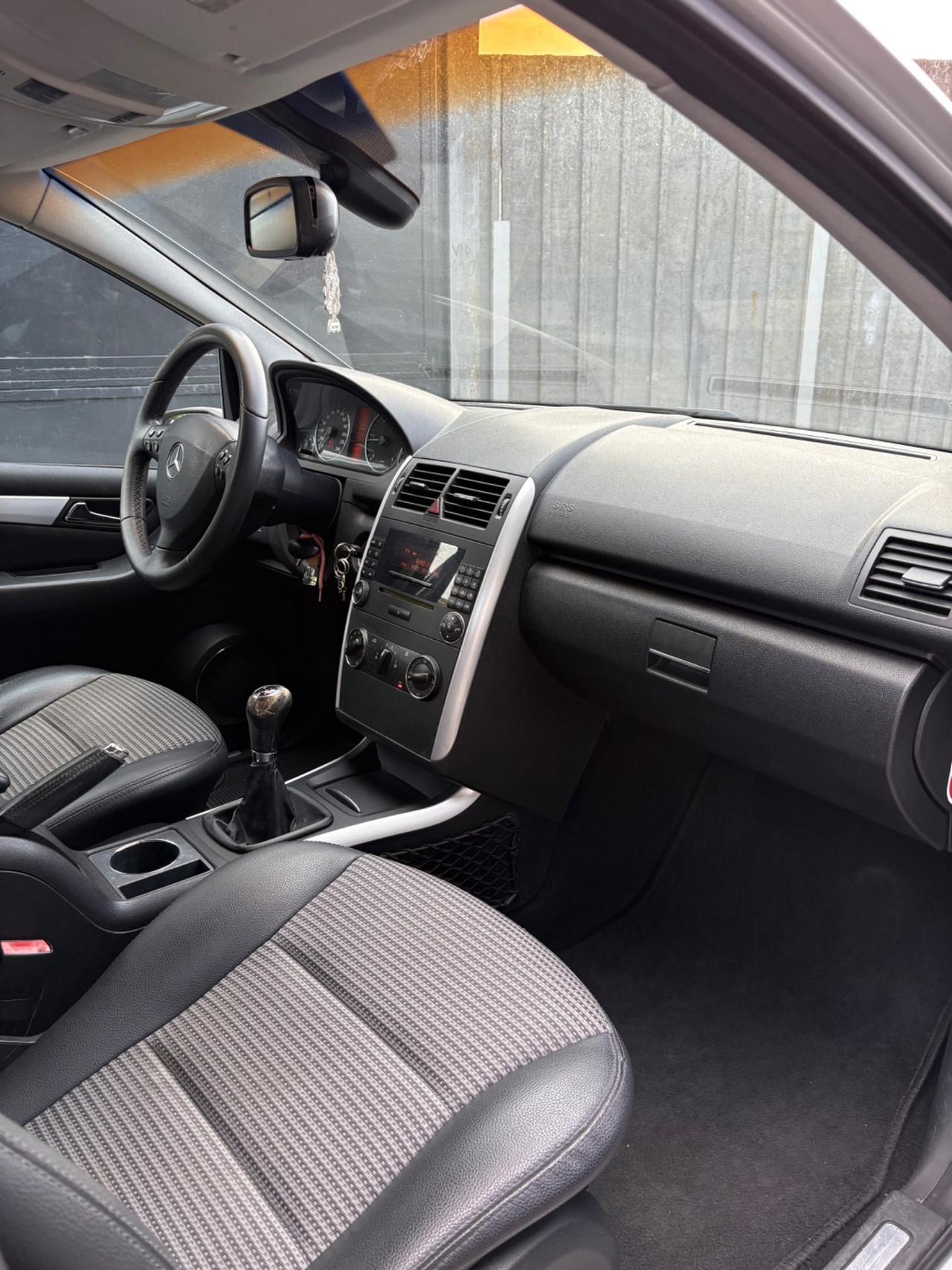 Mercedes-benz A 200 126000km