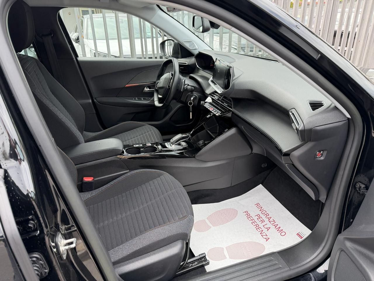 Peugeot 2008 PureTech 130 S&S EAT8 Active Pack