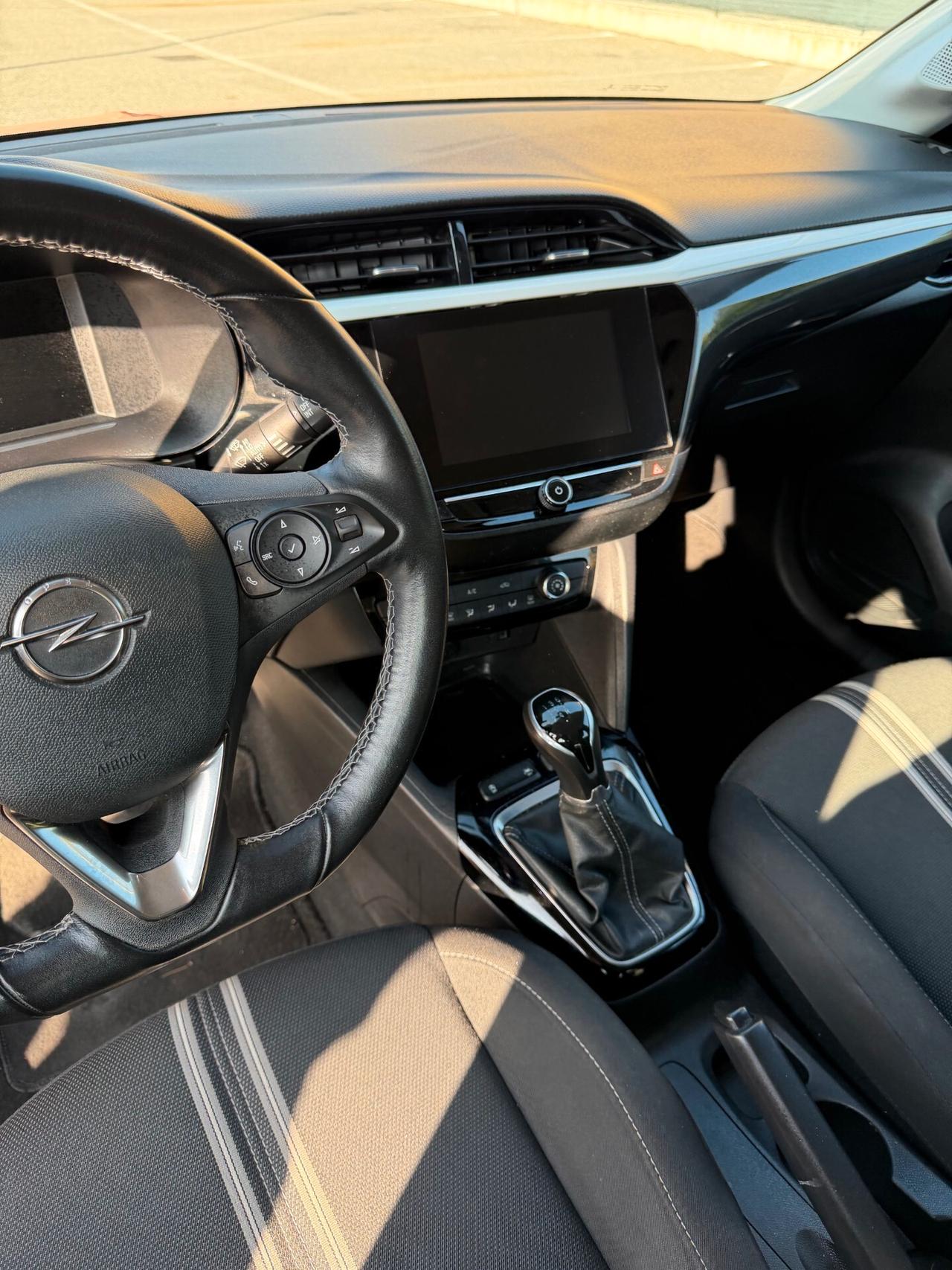 Opel Corsa 1.2 NEOPATENTATI - 12 MESI DI GARANZIA -